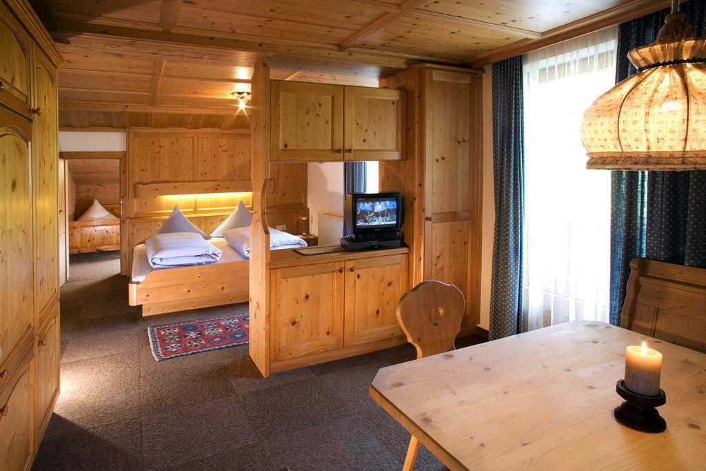 Gaestehaus Rauch Schwendau Habitación foto